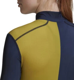 Adidas Terrex Terrex Agravic XC Race Top 18 Adidas Terrex Terrex Agravic XC Race Top -Ski Ausrüstungs Laden HH9177 9 APPAREL On Model Detail View 2 white